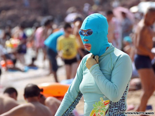 Thời trang tắm biển chống nắng chỉ có ở Trung Quốc 4